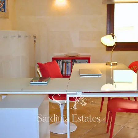 Pieno Centro Con Parcheggio - Apartment